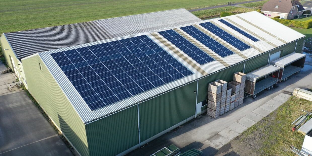 Photovoltaikexperten im Großraum Dortmund AdobeStock 412533444 geaendert qeo7ld0wtfidza6nr1lac5zg4r0wpryo94472r7fpo - Photovoltaikexperten im Großraum Dortmund